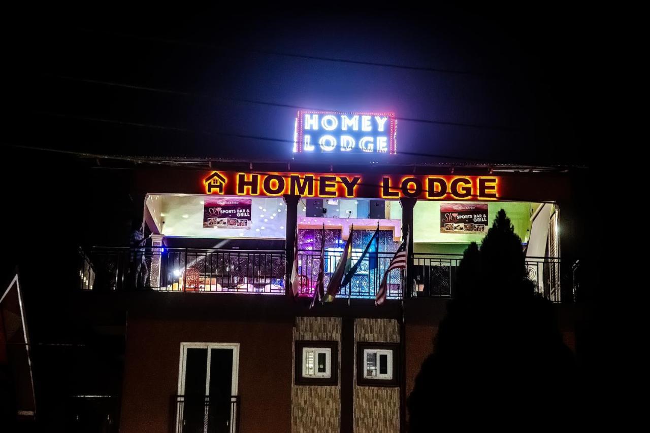 Homey Lodge Kumasi Bagian luar foto